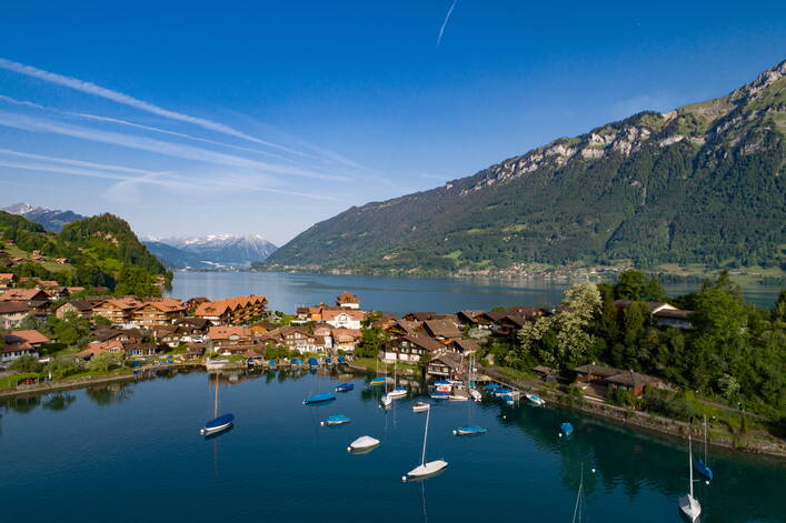 Lake Lodge Iseltwald -  Swiss Hostels